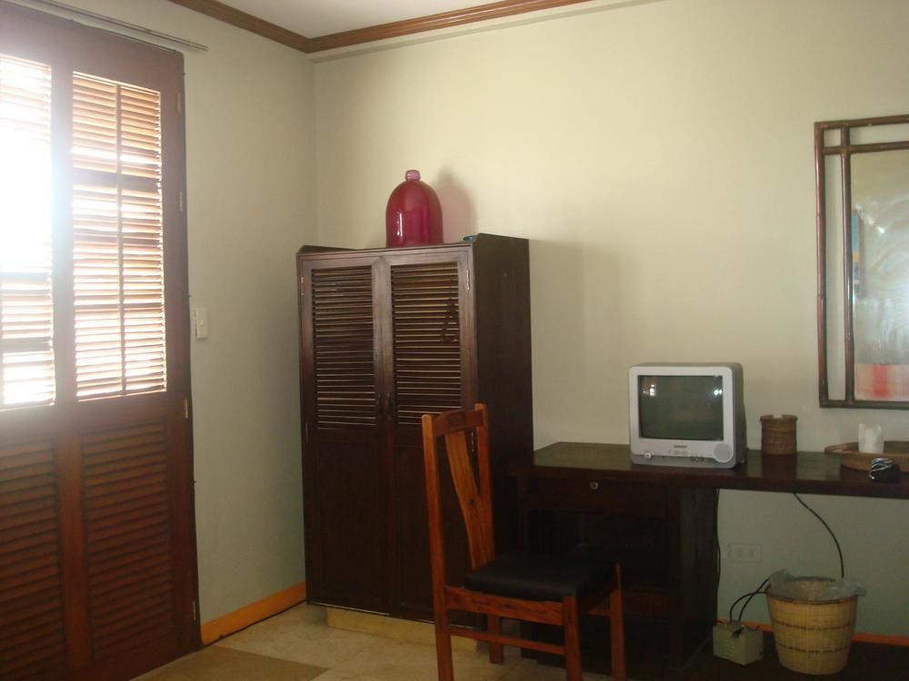 Casa Dayang Kalibo Hotel Exterior photo